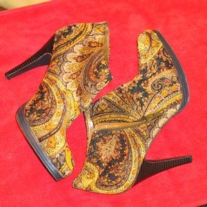 Heeled Paisley Bootie